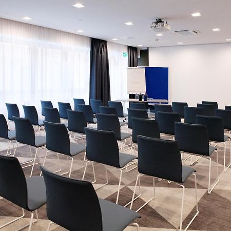 Holiday Inn Express Fuerth By Ihg Exterior foto
