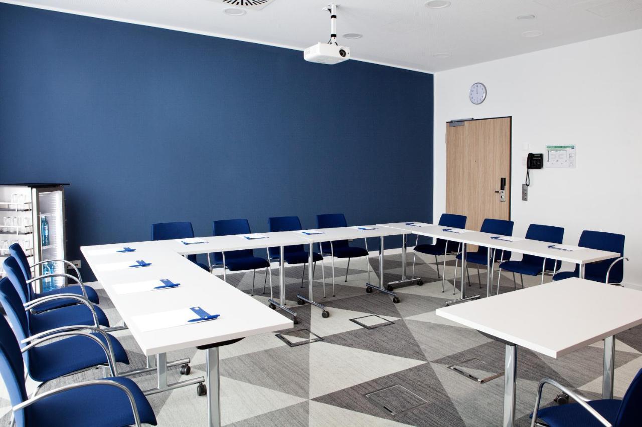 Holiday Inn Express Fuerth By Ihg Exterior foto