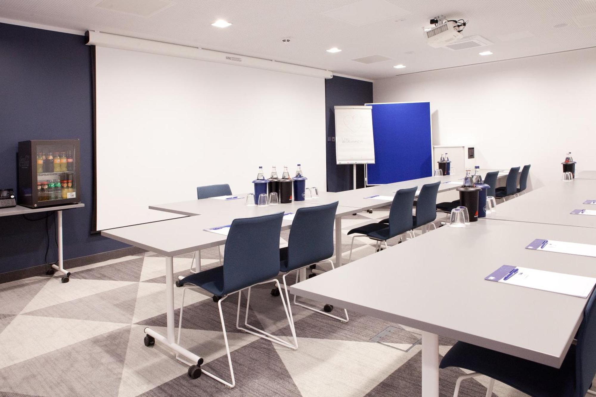 Holiday Inn Express Fuerth By Ihg Exterior foto